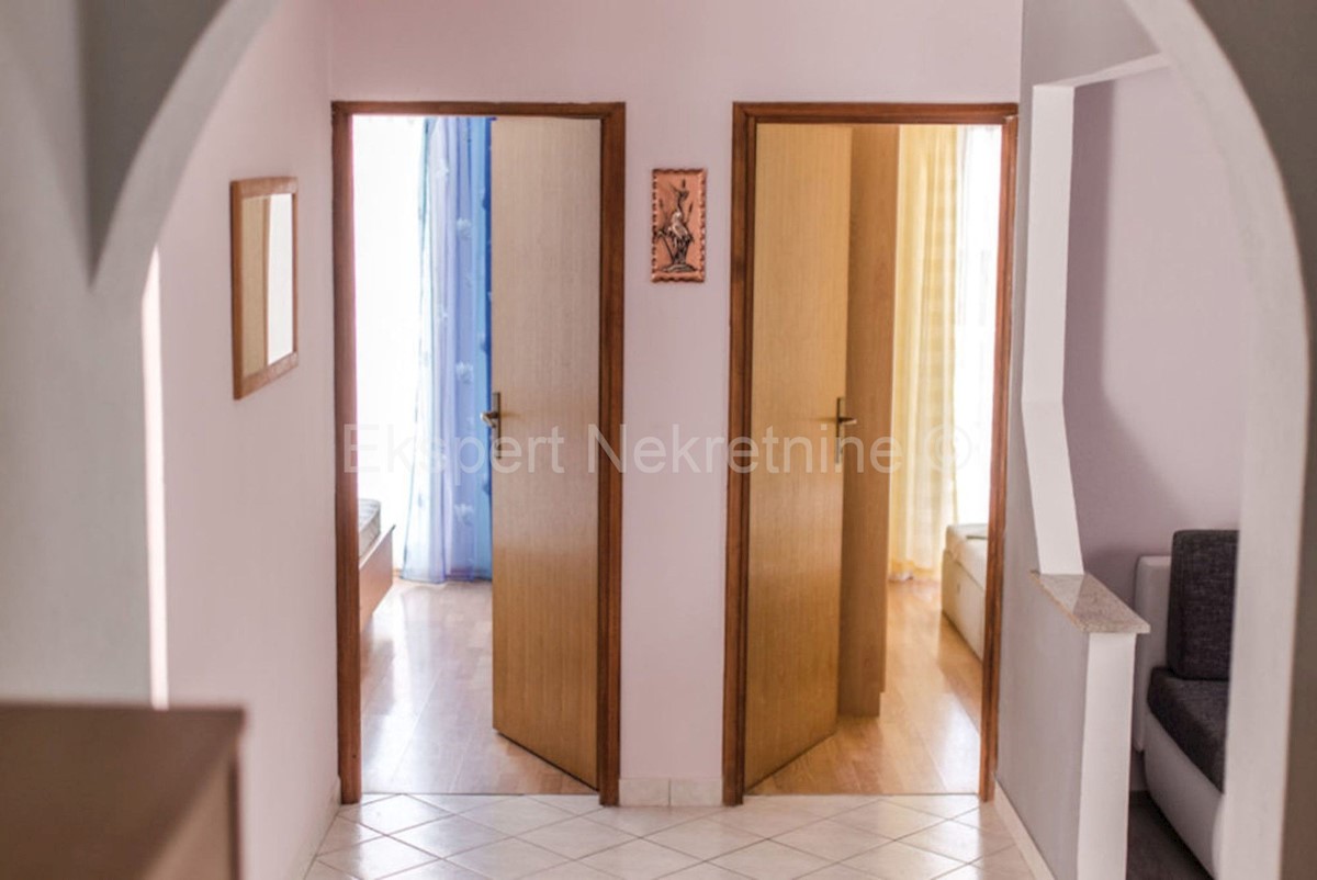 House For sale - SPLITSKO-DALMATINSKA VIS