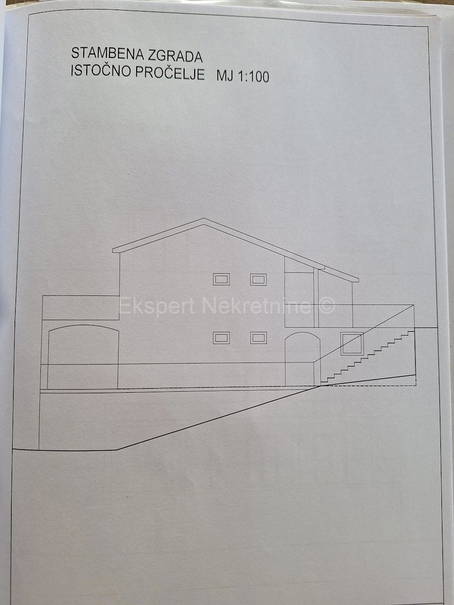 Kuća Na prodaju - SPLITSKO-DALMATINSKA VIS