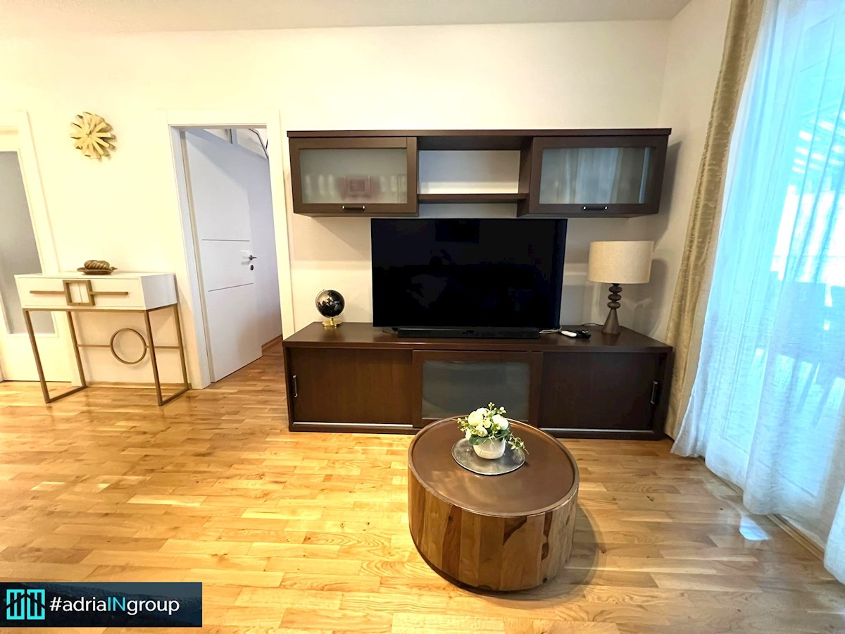 Appartement À louer - SPLITSKO-DALMATINSKA SPLIT