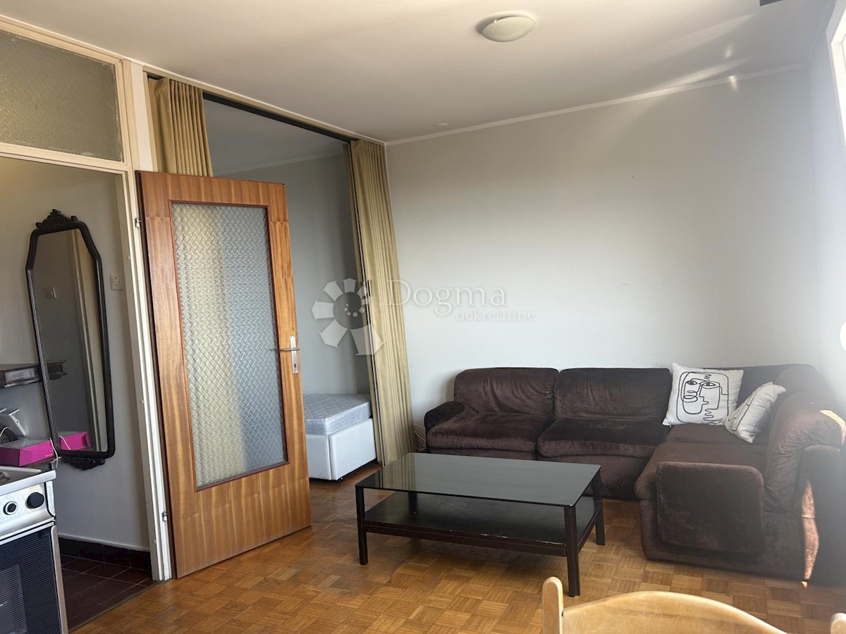 Apartma Za najem - PRIMORSKO-GORANSKA RIJEKA