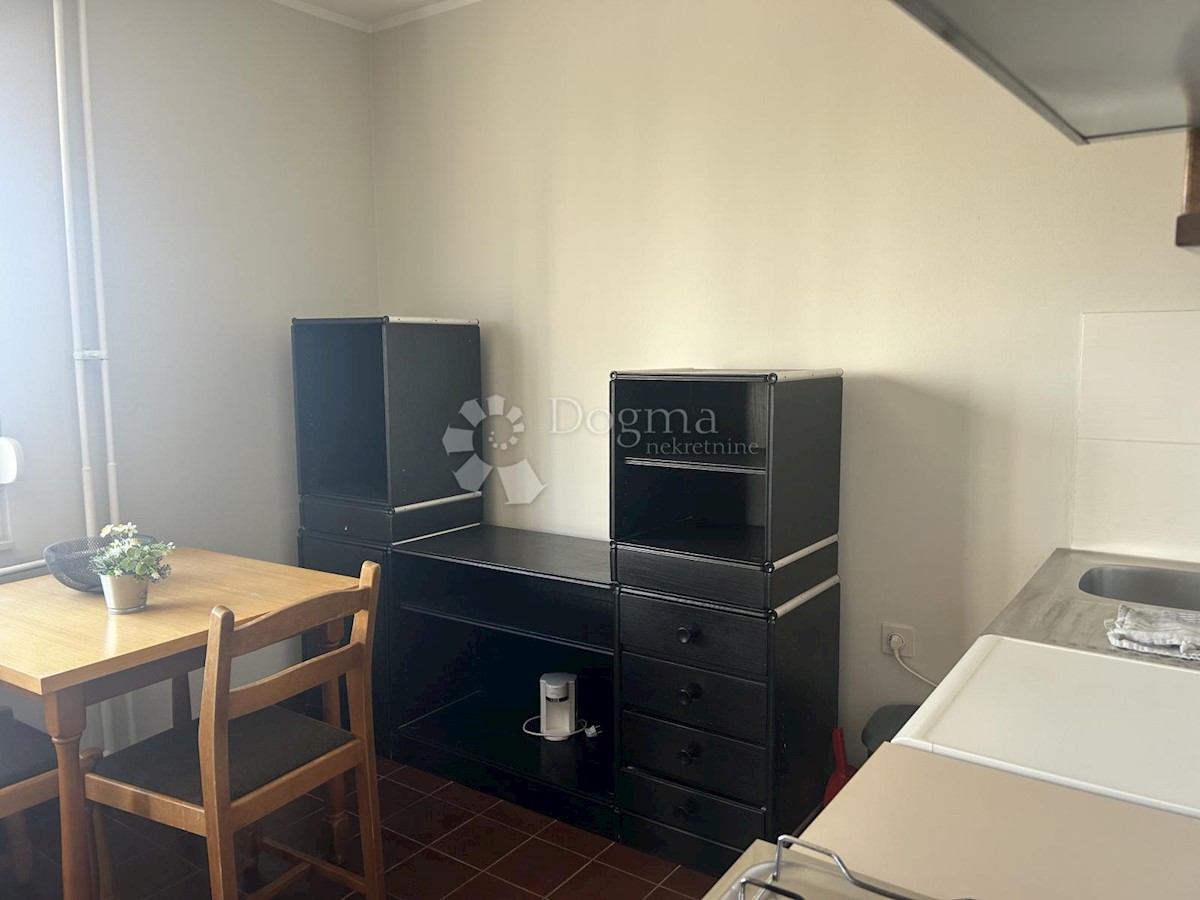 Apartma Za najem - PRIMORSKO-GORANSKA RIJEKA