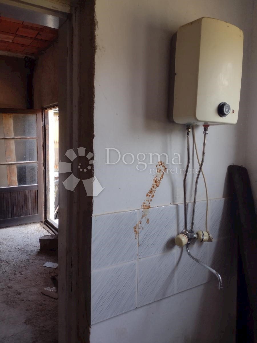Haus Zu verkaufen - SISAČKO-MOSLAVAČKA TOPUSKO