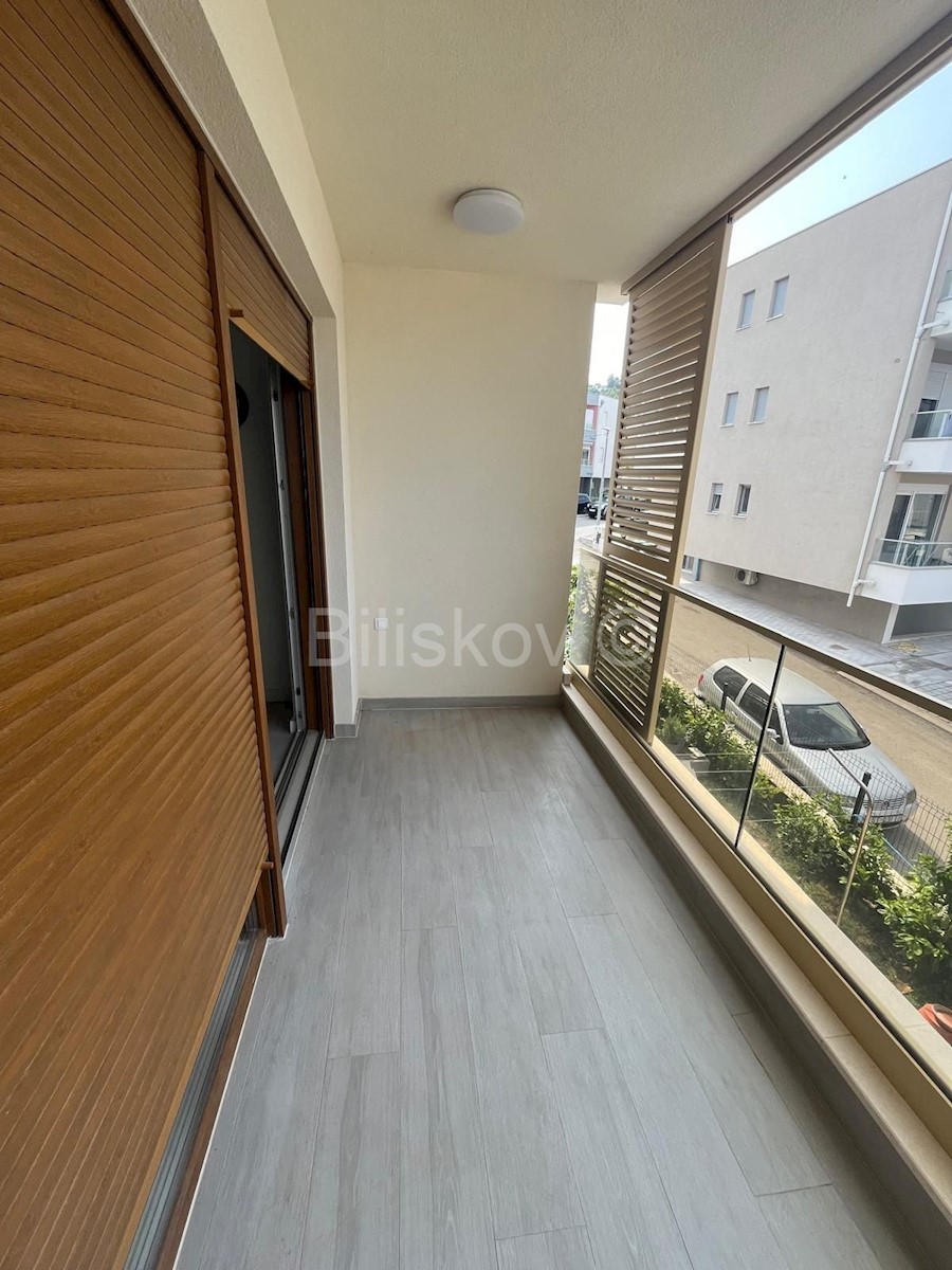 Flat For sale - SPLITSKO-DALMATINSKA PODSTRANA