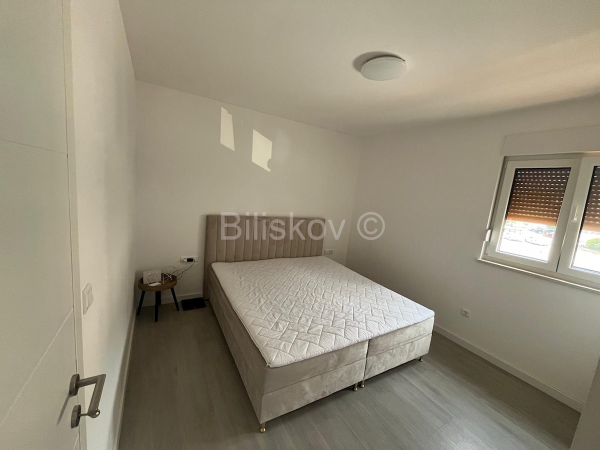 Flat For sale - SPLITSKO-DALMATINSKA PODSTRANA