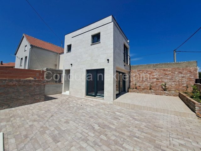 House for sale 158 m² – Privlaka