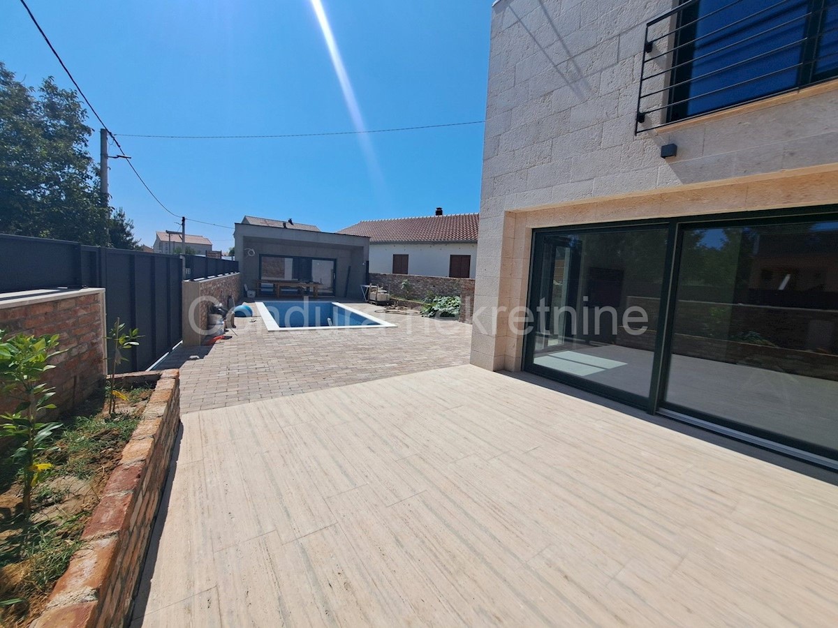 Maison À vendre - ZADARSKA PRIVLAKA