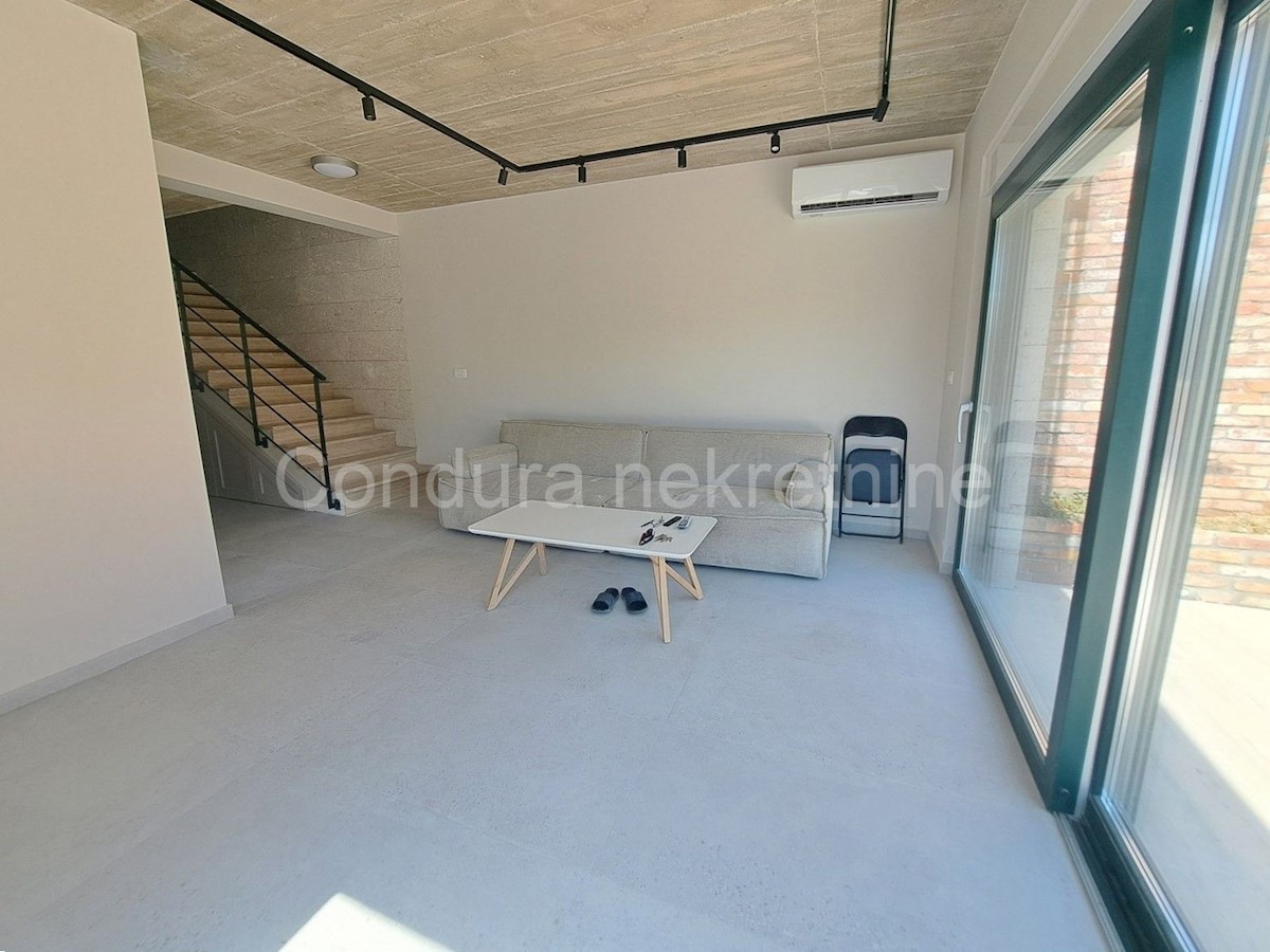 Maison À vendre - ZADARSKA PRIVLAKA