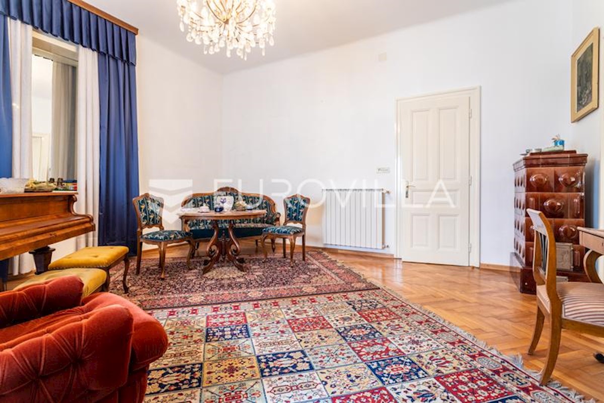 Appartement À louer - SPLITSKO-DALMATINSKA SPLIT