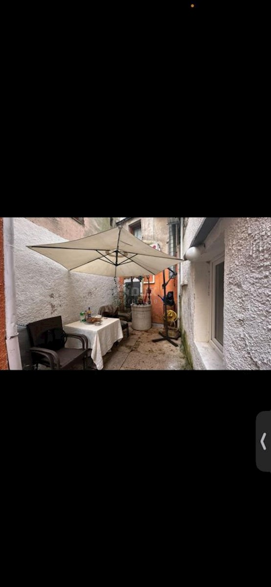 Commerciale In vendita