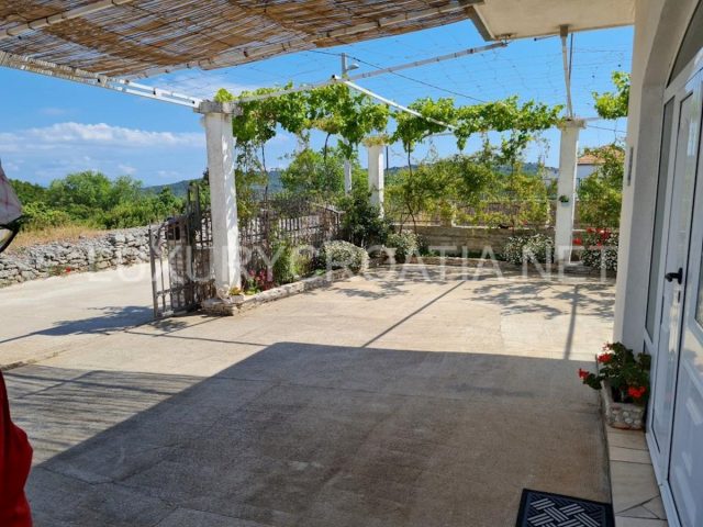 Dům na prodej 100 m² – Maslinica
