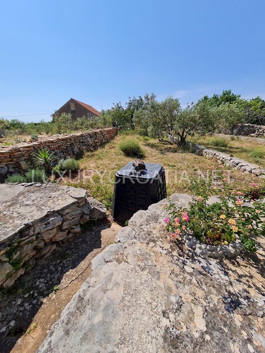 Dom Na predaj - SPLITSKO-DALMATINSKA ŠOLTA