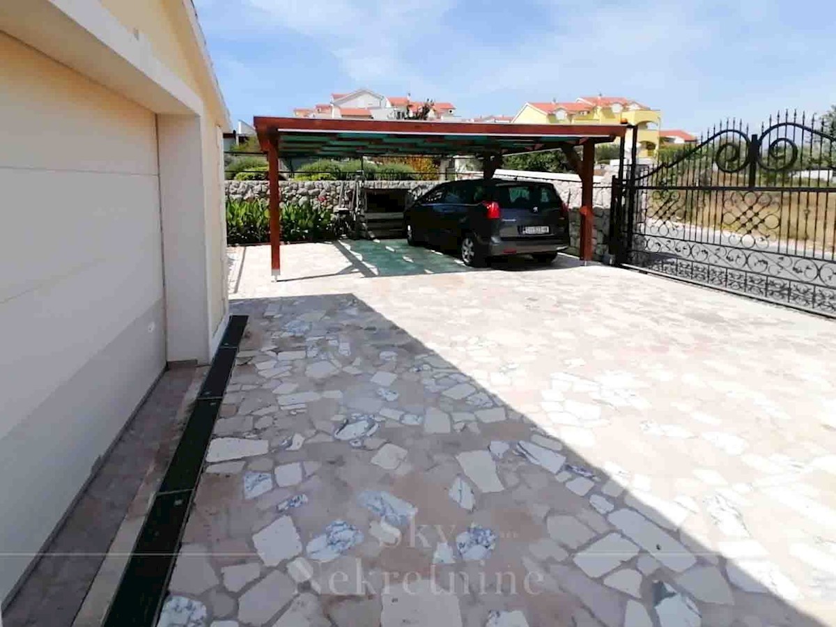 House For sale - ŠIBENSKO-KNINSKA VODICE