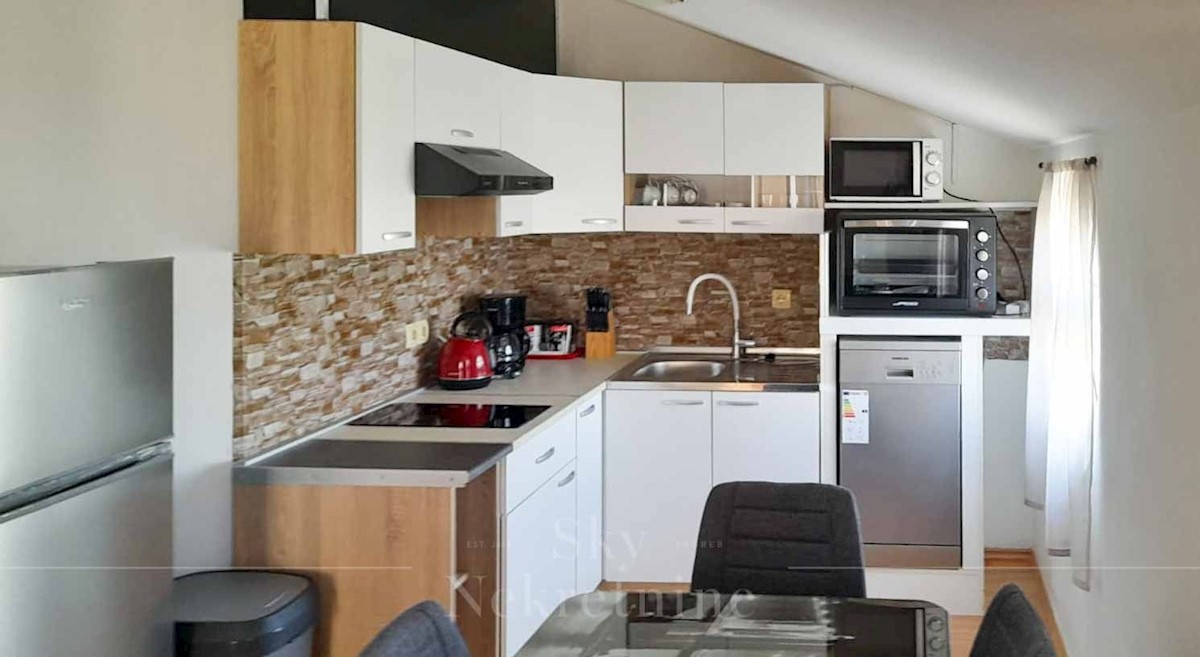 House For sale - ŠIBENSKO-KNINSKA VODICE