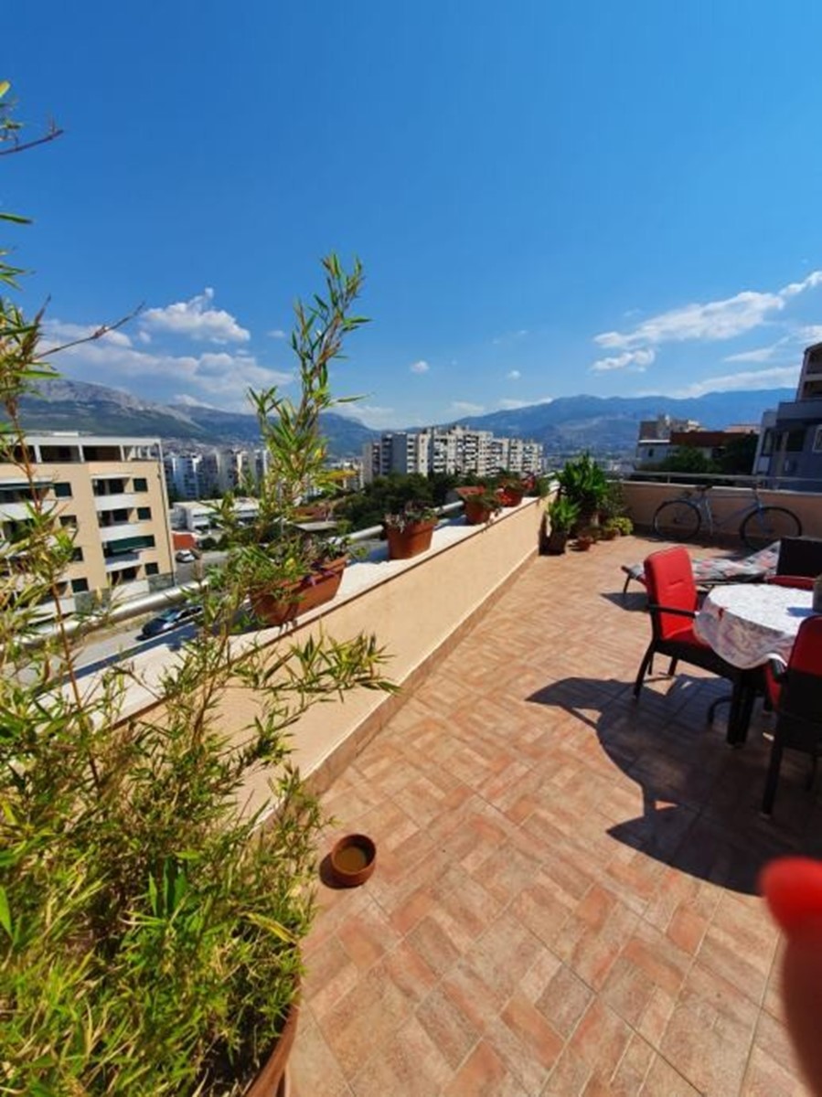 Flat For sale - SPLITSKO-DALMATINSKA SPLIT