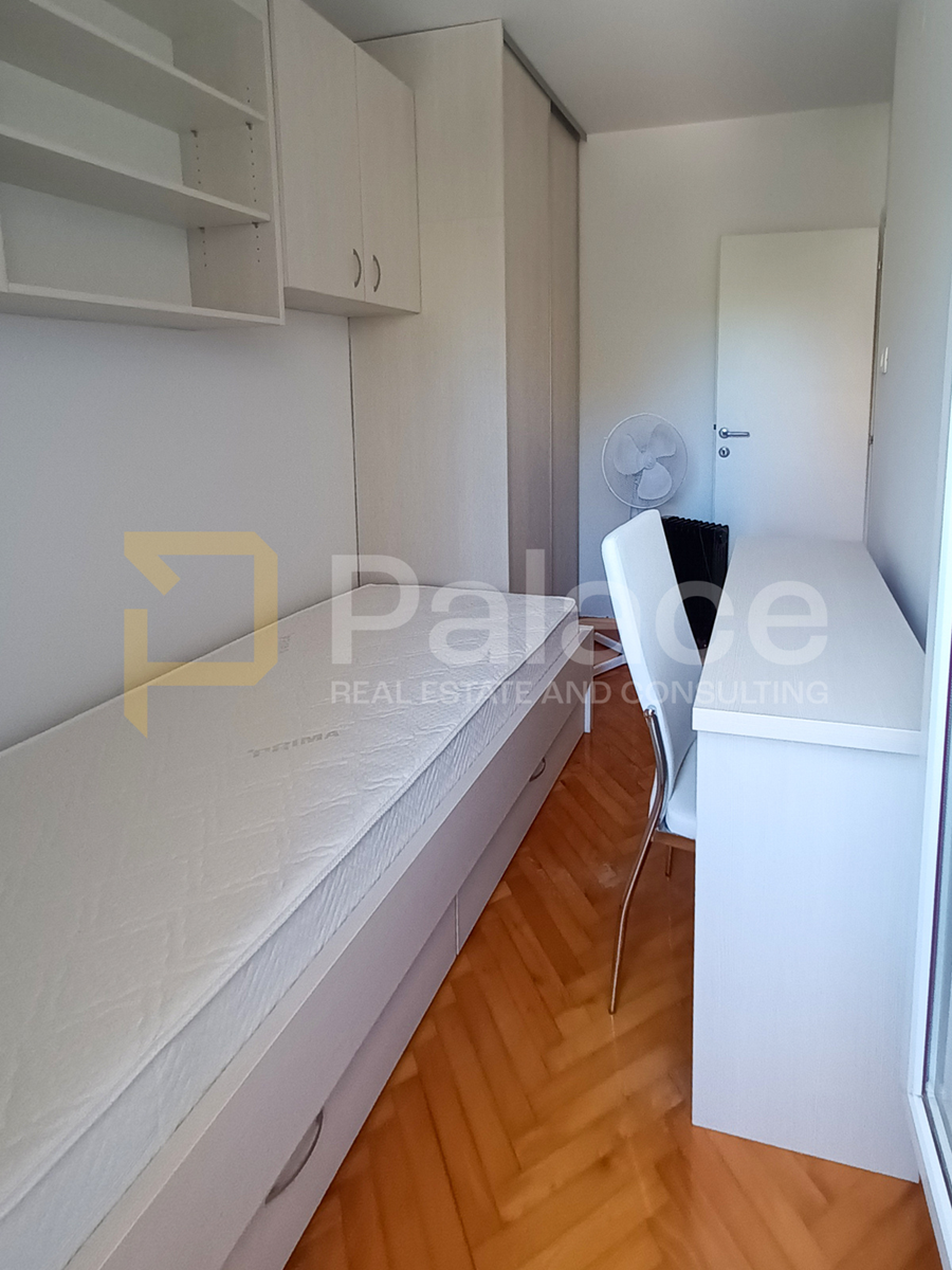 Apartma Za najem - SPLITSKO-DALMATINSKA SPLIT