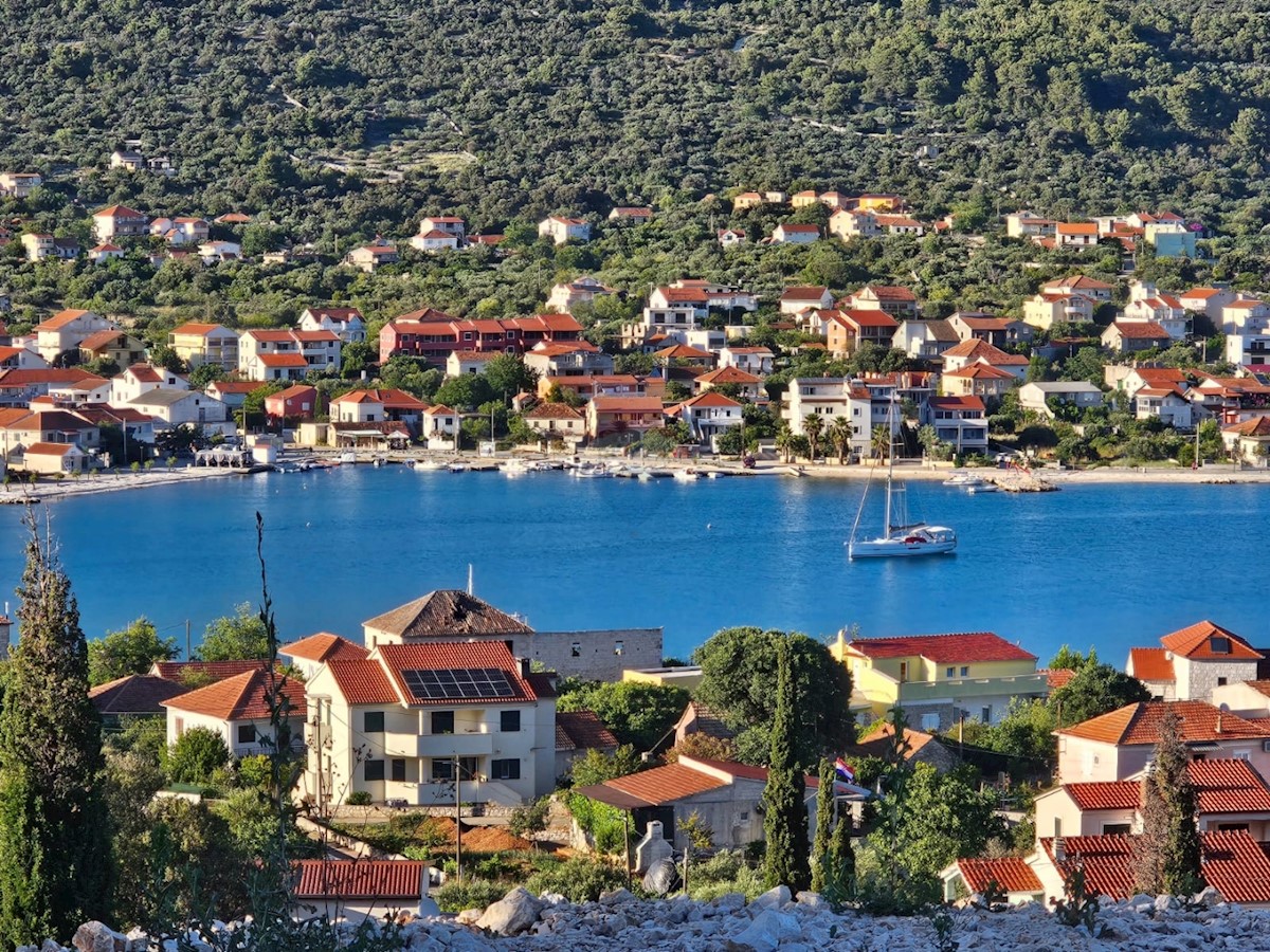 Grundstück Zu verkaufen - SPLITSKO-DALMATINSKA MARINA