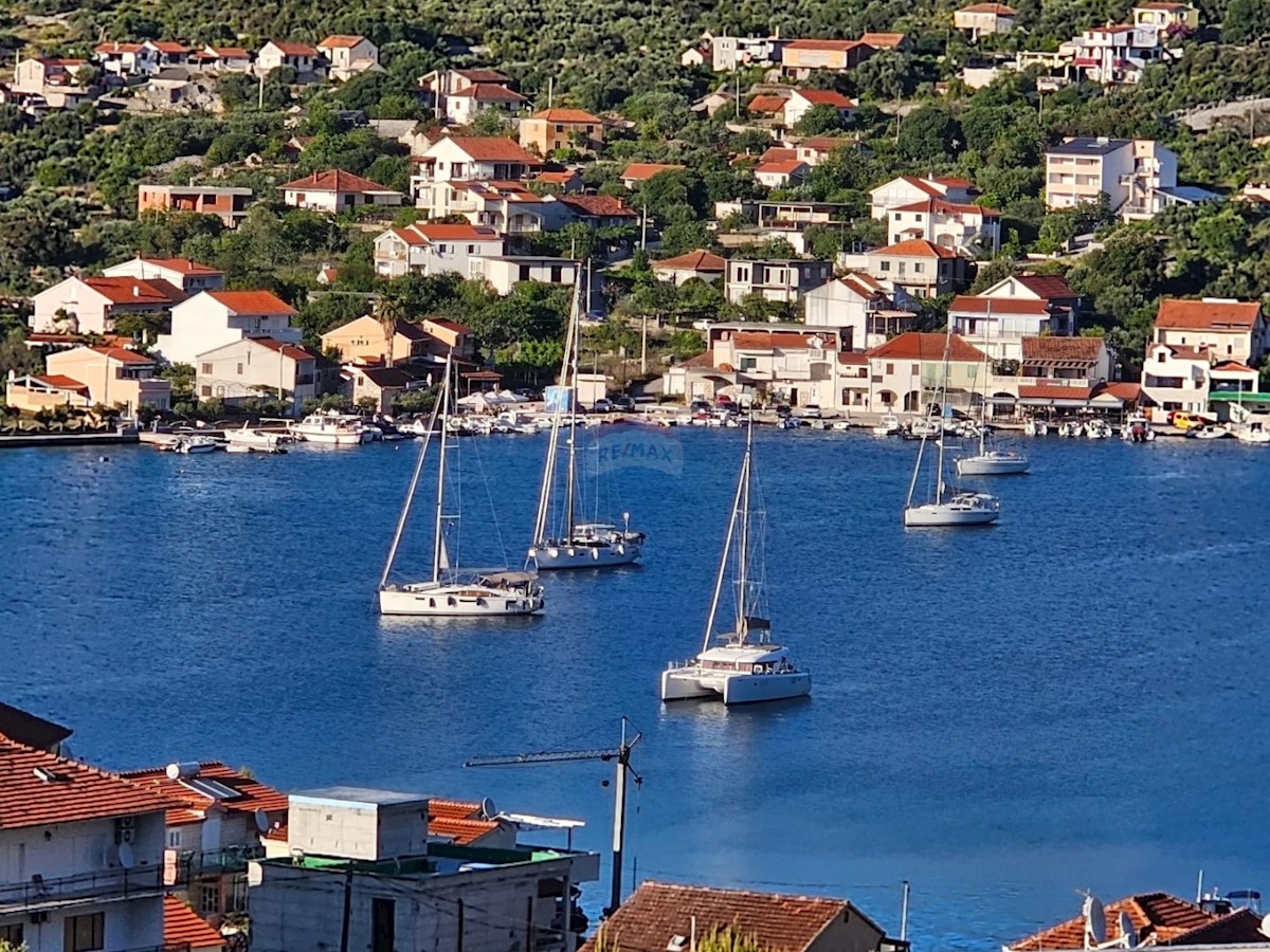 Terreno In vendita - SPLITSKO-DALMATINSKA MARINA