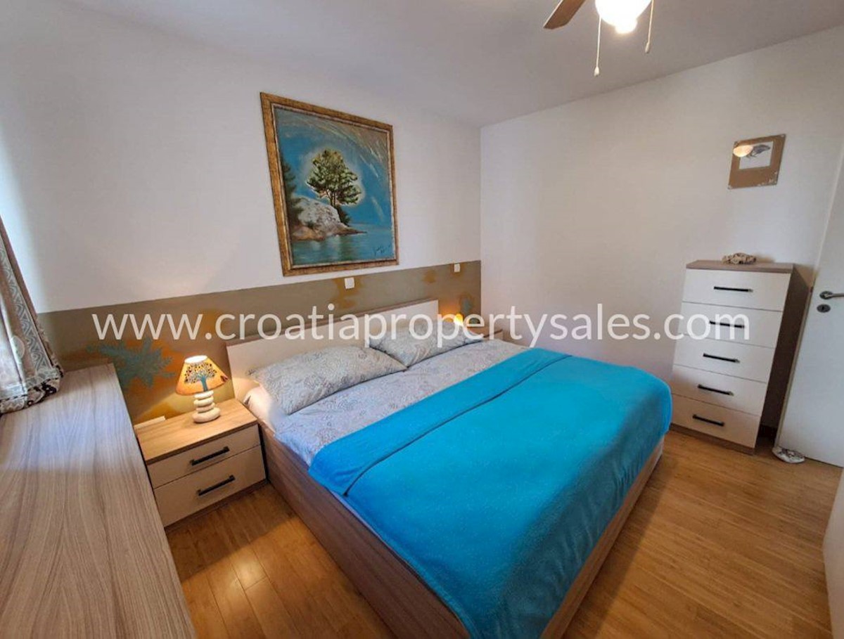 Apartma Na predaj - SPLITSKO-DALMATINSKA HVAR