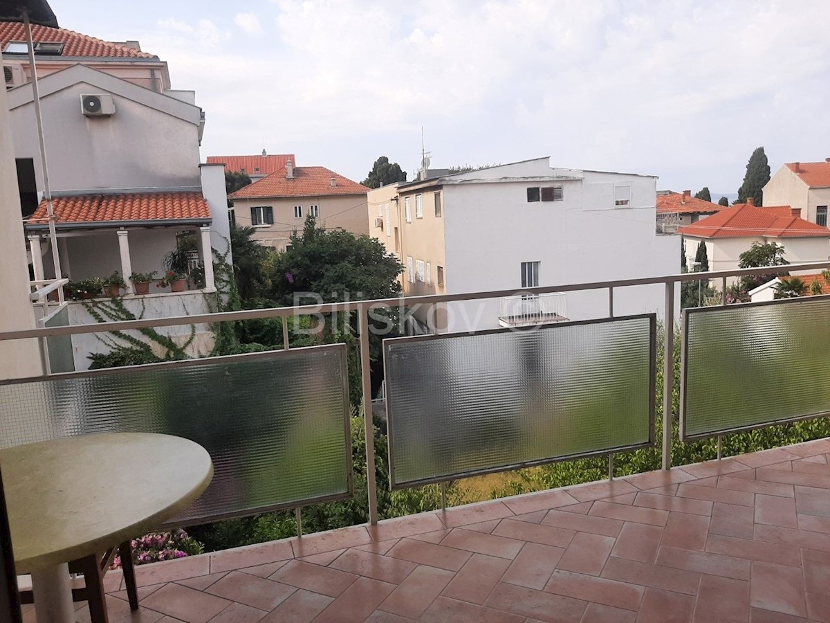 Appartement À louer - SPLITSKO-DALMATINSKA SPLIT