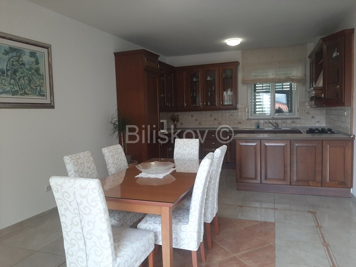 Appartement À louer - SPLITSKO-DALMATINSKA SPLIT