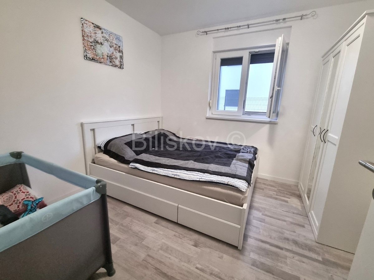 Apartmán Na prodej - SPLITSKO-DALMATINSKA KAŠTELA