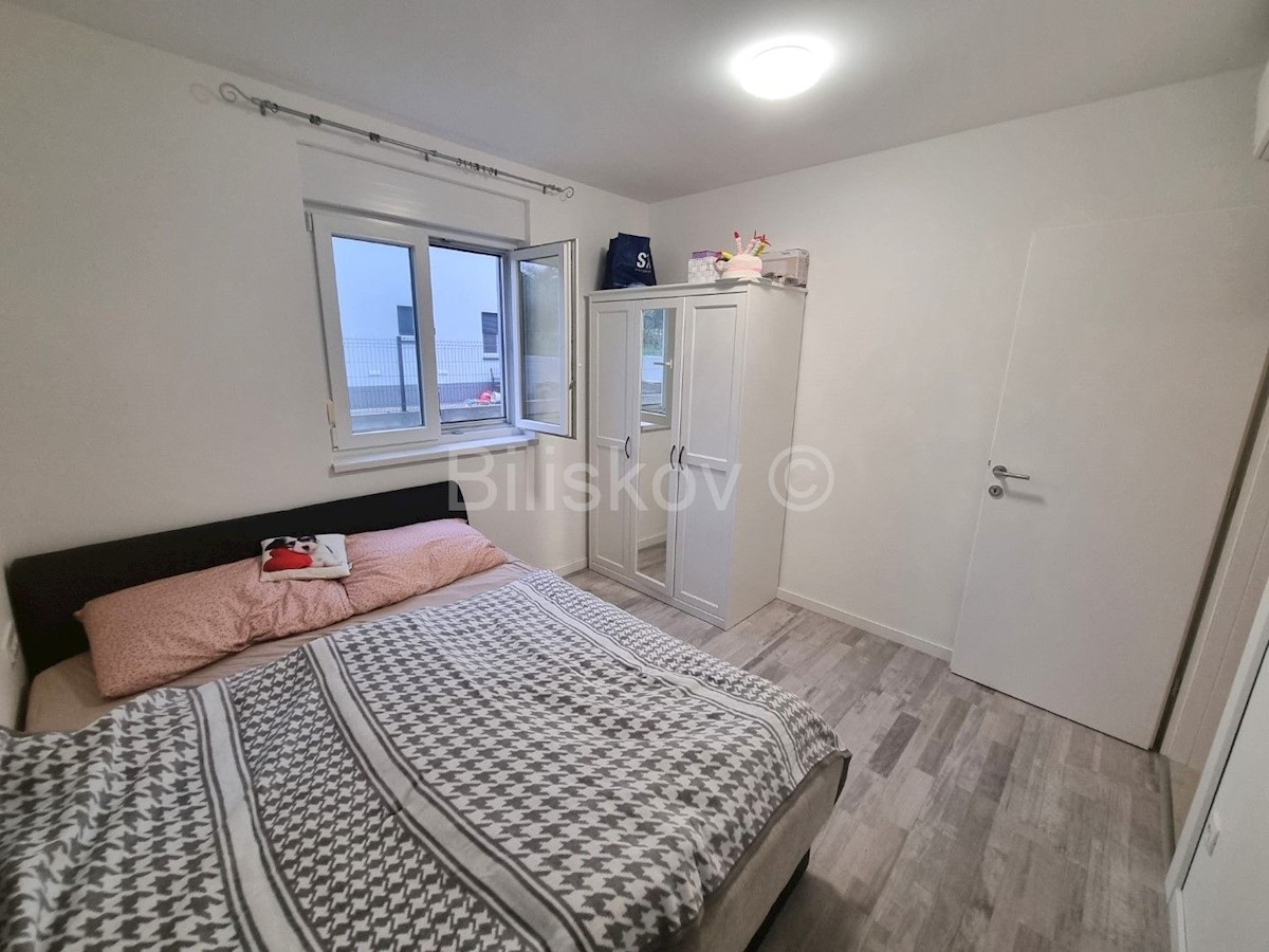 Apartmán Na prodej - SPLITSKO-DALMATINSKA KAŠTELA