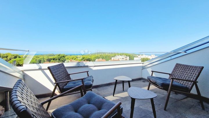 Flat for sale 266 m² – Pula
