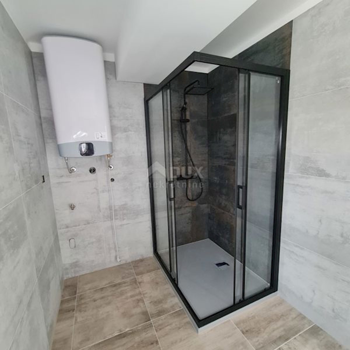 Flat For sale - PRIMORSKO-GORANSKA VIŠKOVO