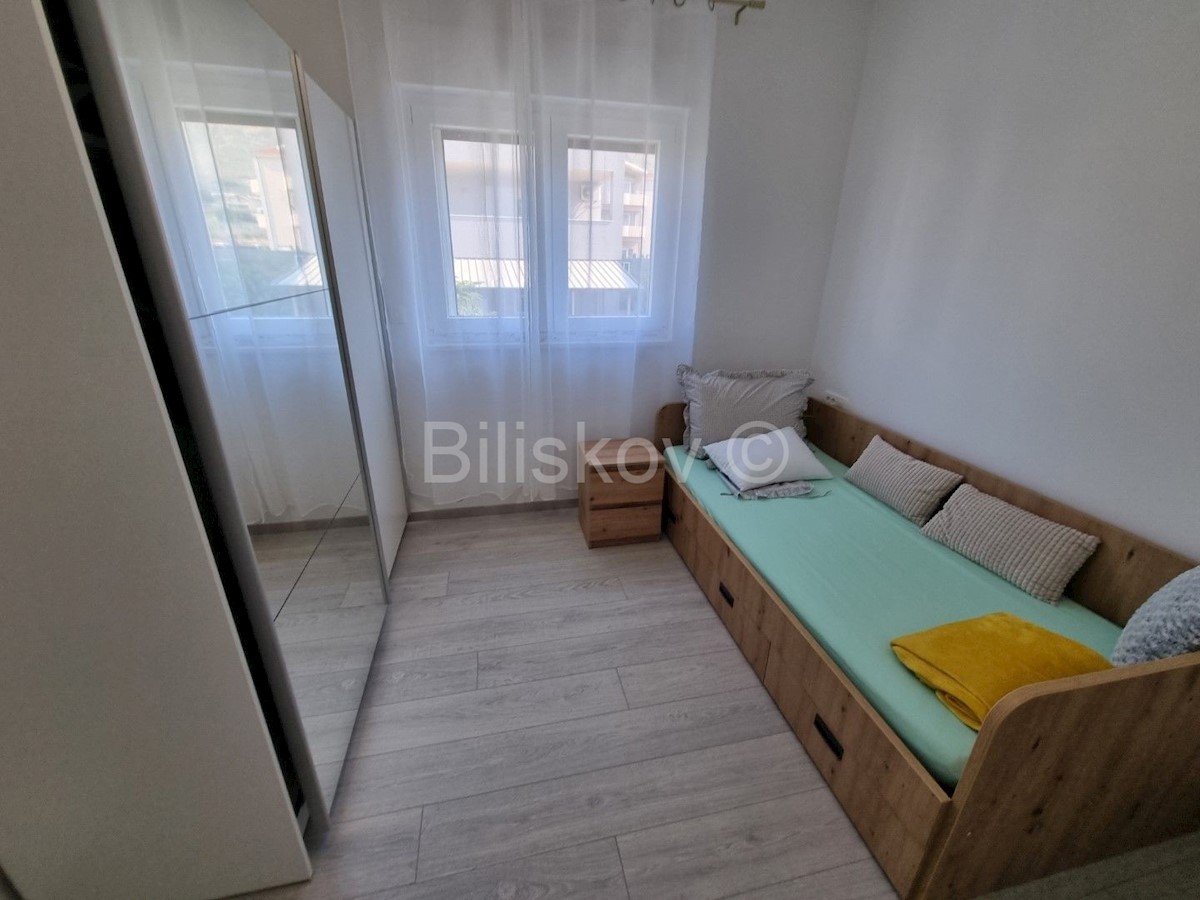 Flat For rent - SPLITSKO-DALMATINSKA KAŠTELA