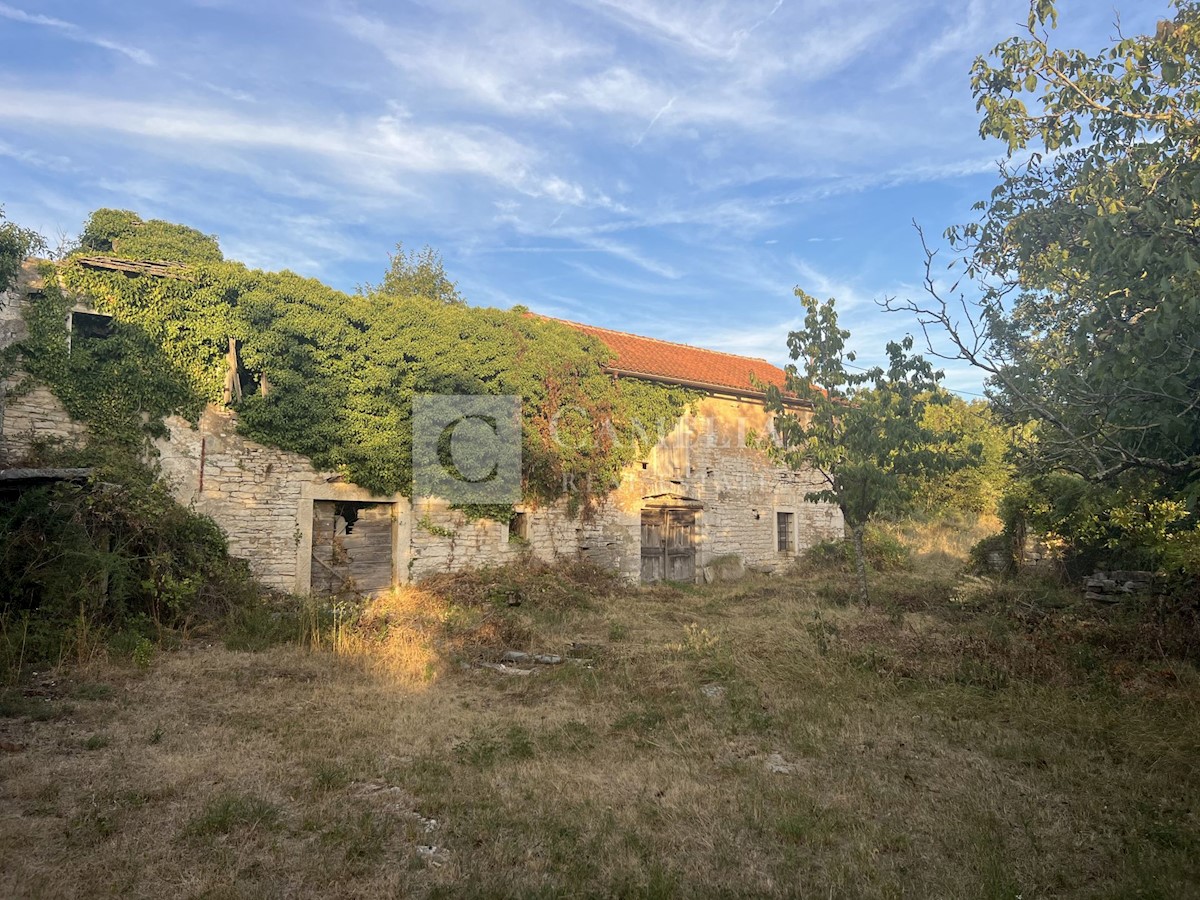 Land For sale - ISTARSKA OPRTALJ