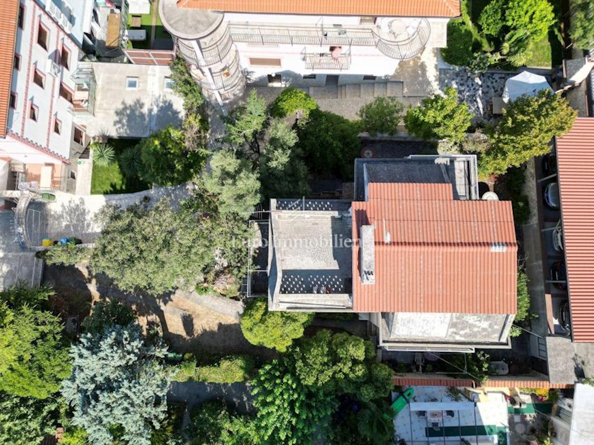 Dom Na predaj - PRIMORSKO-GORANSKA CRIKVENICA