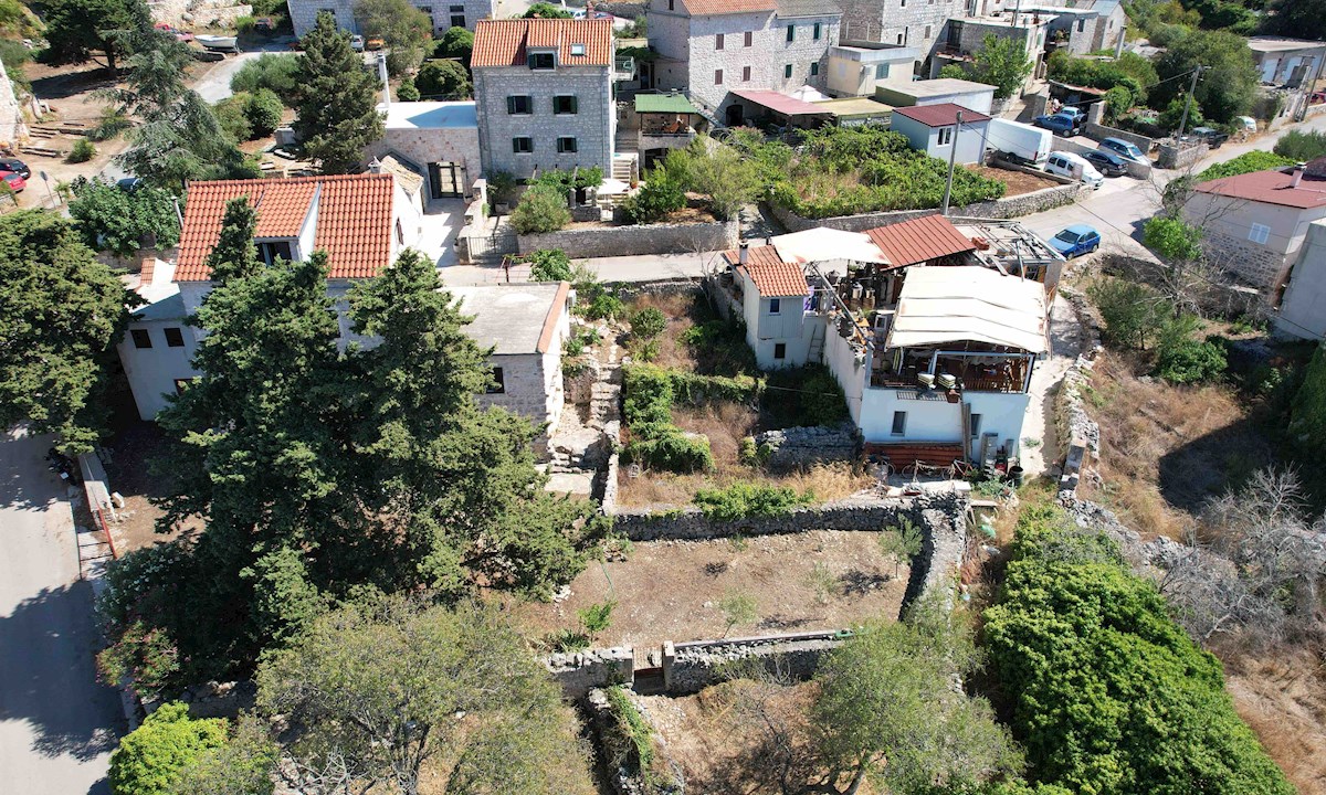 Działka Na sprzedaż - SPLITSKO-DALMATINSKA HVAR