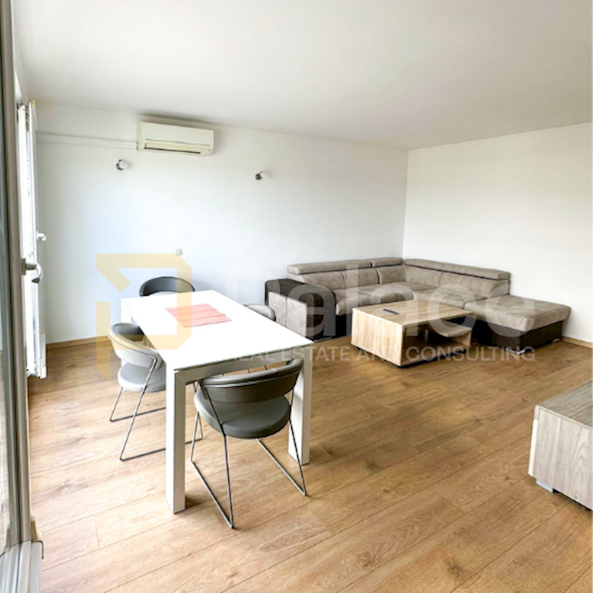 Apartmán Na prenájom - SPLITSKO-DALMATINSKA SPLIT