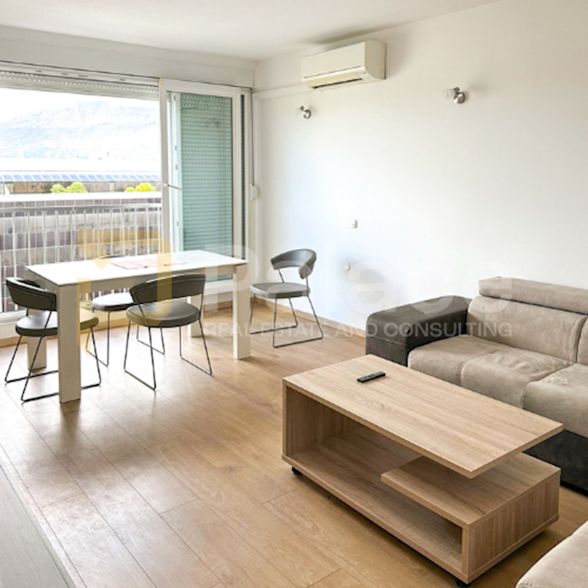 Appartement À louer - SPLITSKO-DALMATINSKA SPLIT