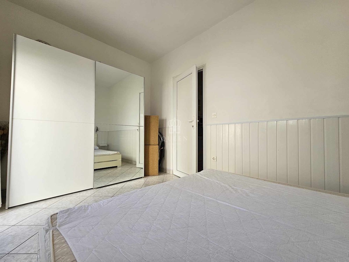 Flat For sale - ZADARSKA VIR