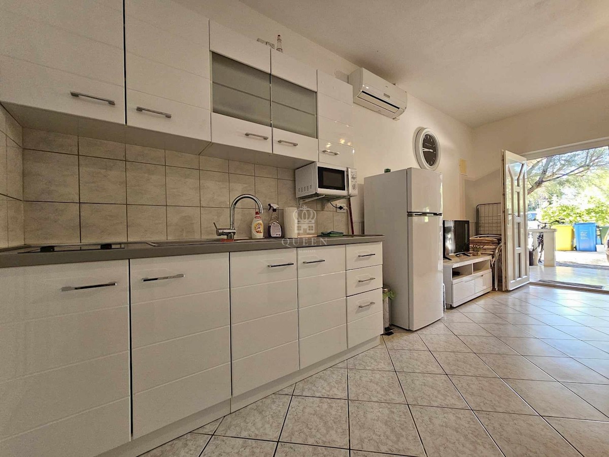 Flat For sale - ZADARSKA VIR