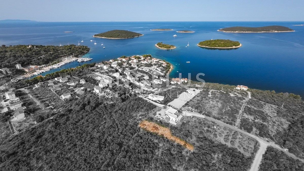 Land For sale - SPLITSKO-DALMATINSKA ŠOLTA