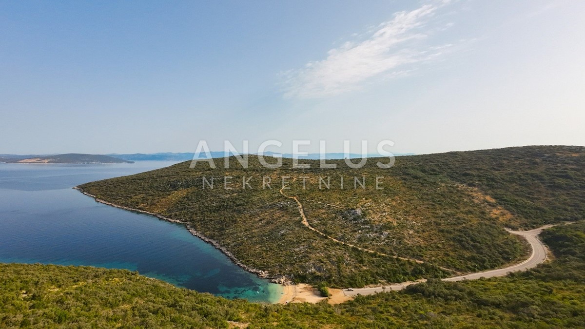 Land For sale - SPLITSKO-DALMATINSKA ŠOLTA