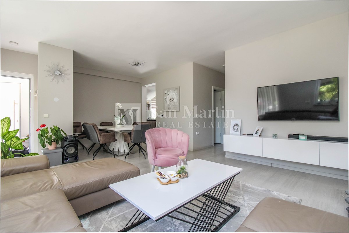 Casa In vendita - ISTARSKA POREČ