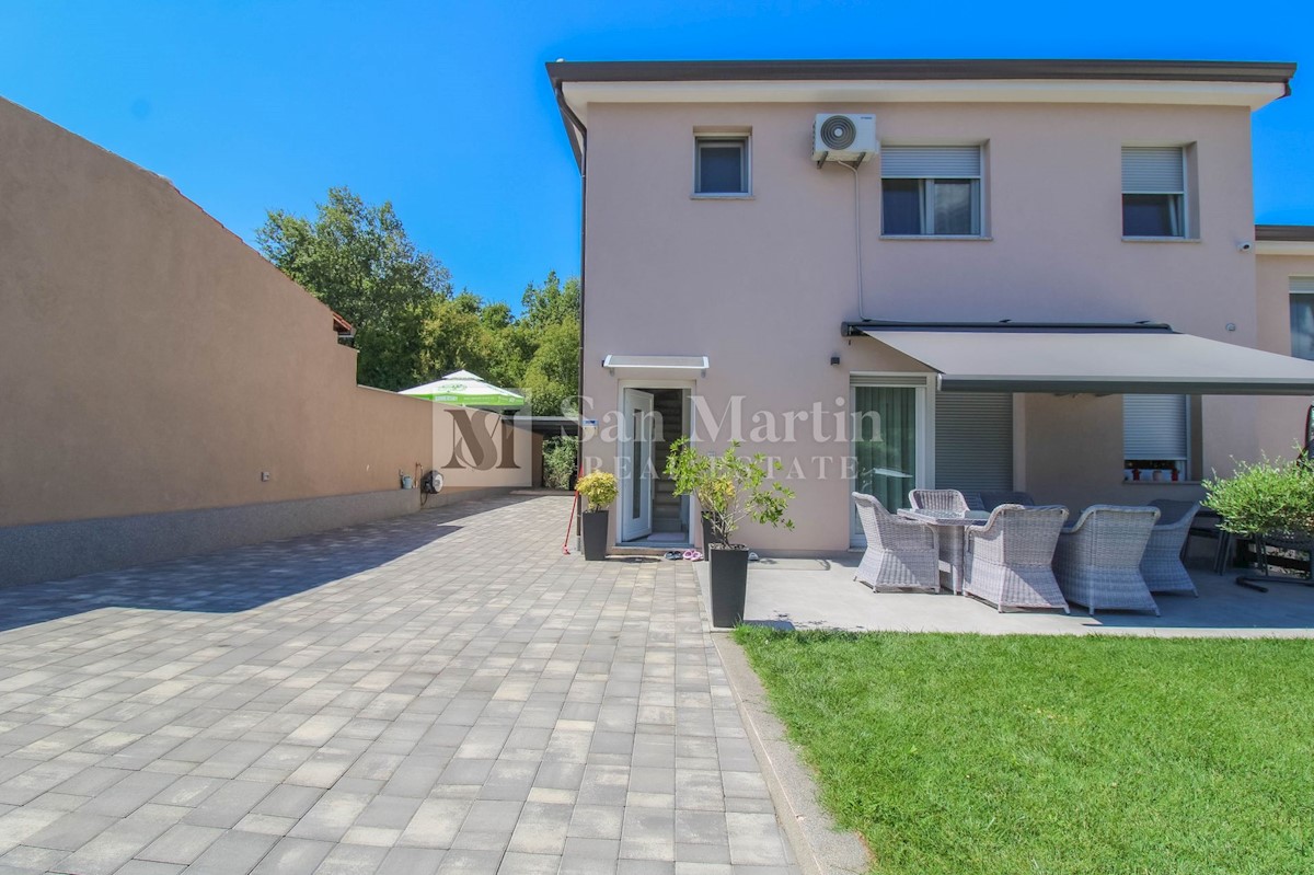 Casa In vendita - ISTARSKA POREČ