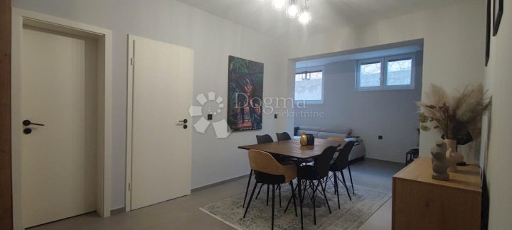 Apartma Naprodaj - Ličko-senjska Novalja - foto 3/14
