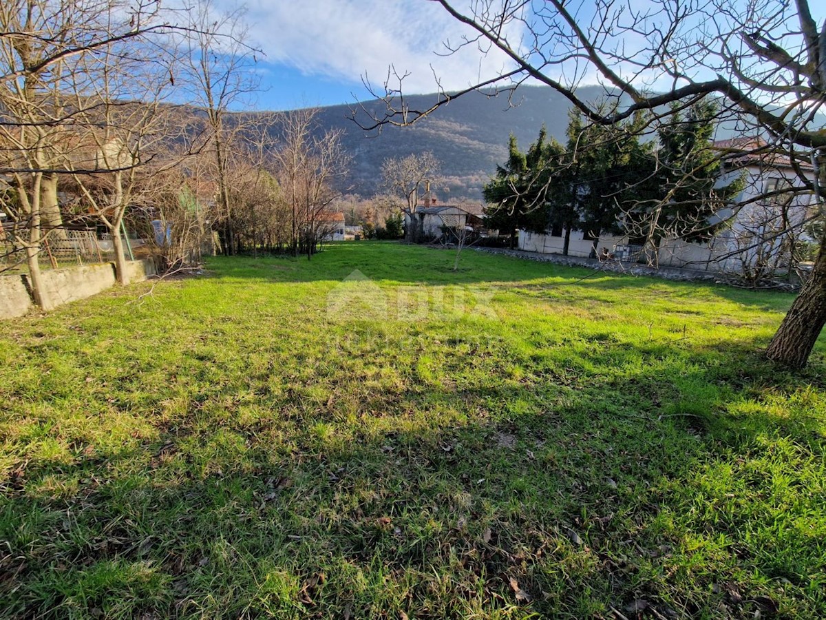 Land For sale - ISTARSKA LUPOGLAV