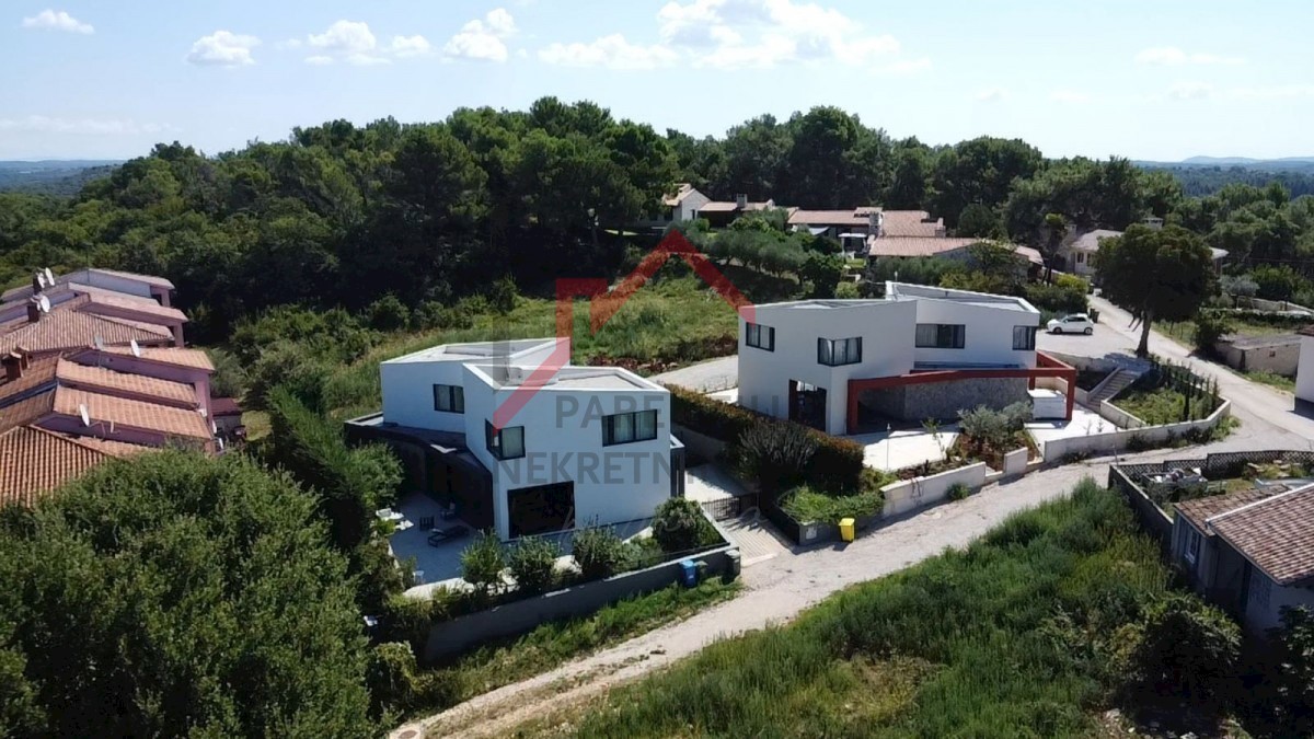 Hiša Naprodaj - ISTARSKA Poreč
