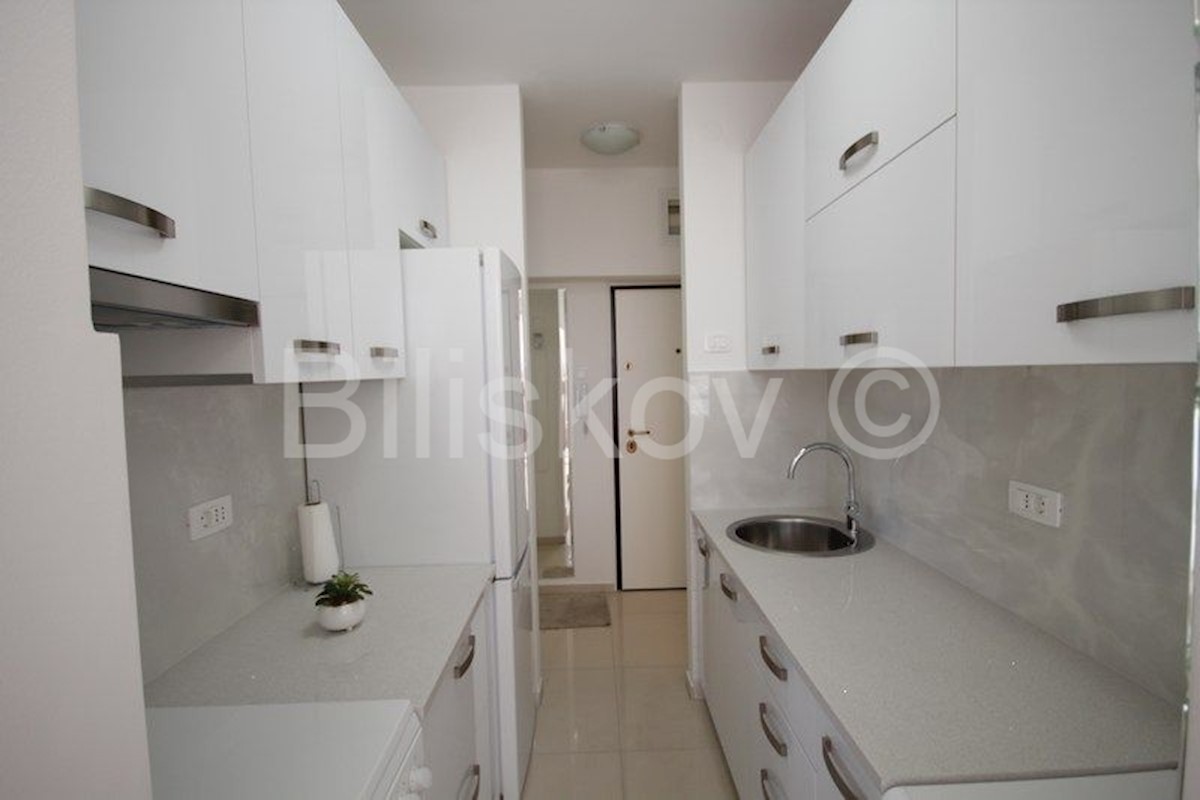 Appartement À vendre - SPLITSKO-DALMATINSKA SPLIT