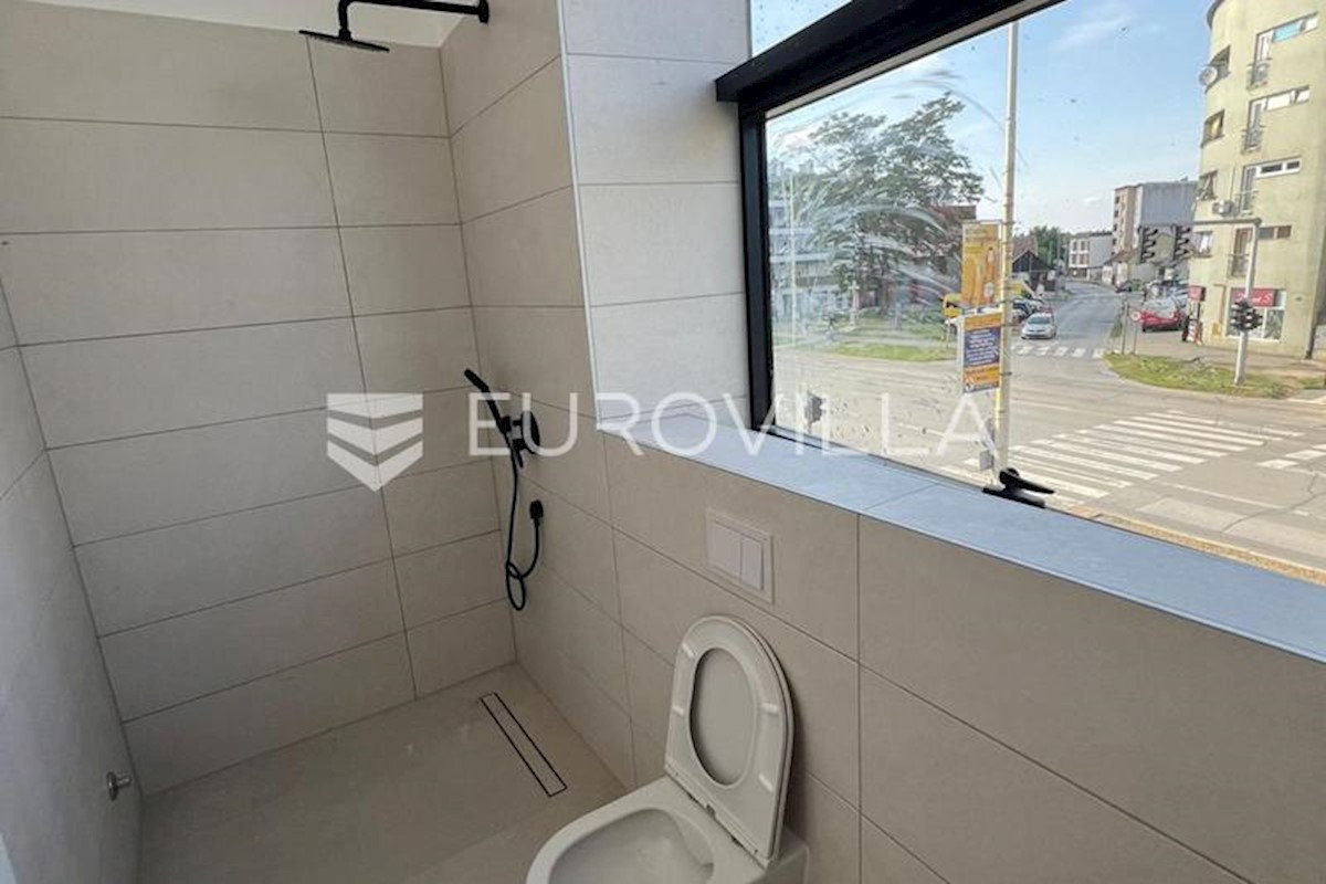 Business premises For rent - OSJEČKO-BARANJSKA OSIJEK