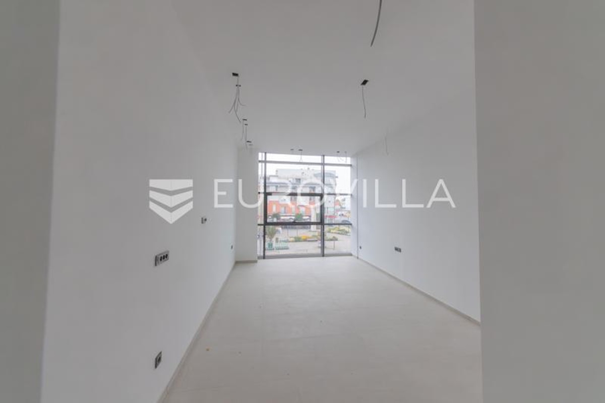 Business premises For rent - OSJEČKO-BARANJSKA OSIJEK