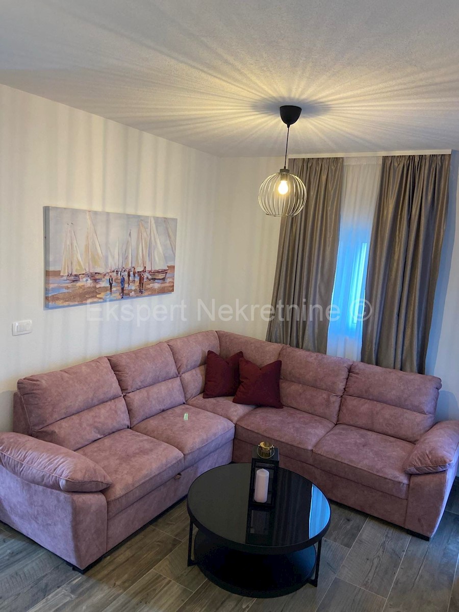 Flat For rent - SPLITSKO-DALMATINSKA TROGIR