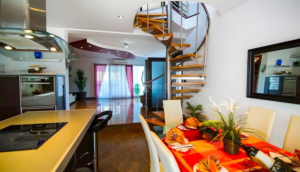 Haus Zu verkaufen - ISTARSKA PULA