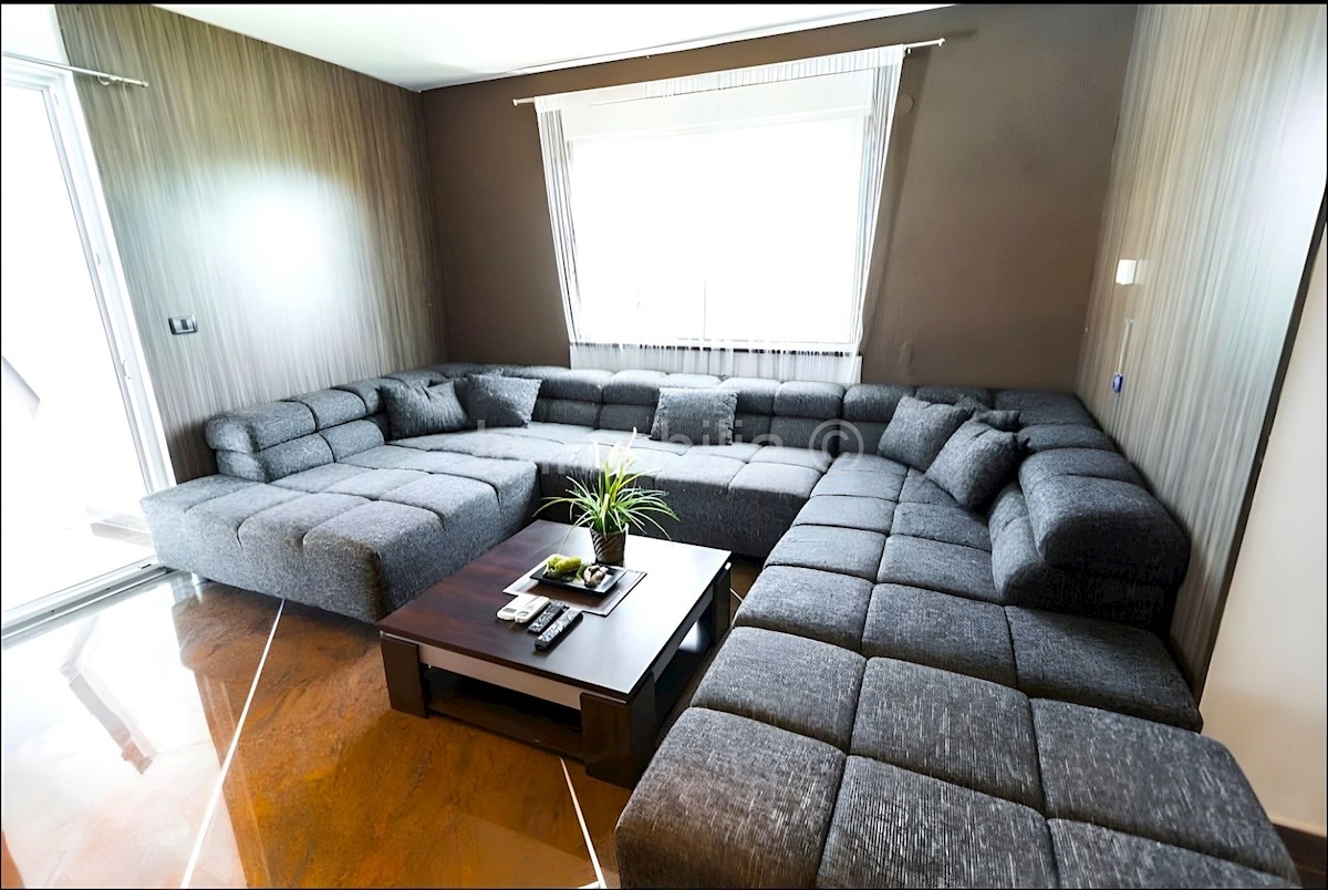 Haus Zu verkaufen - ISTARSKA PULA