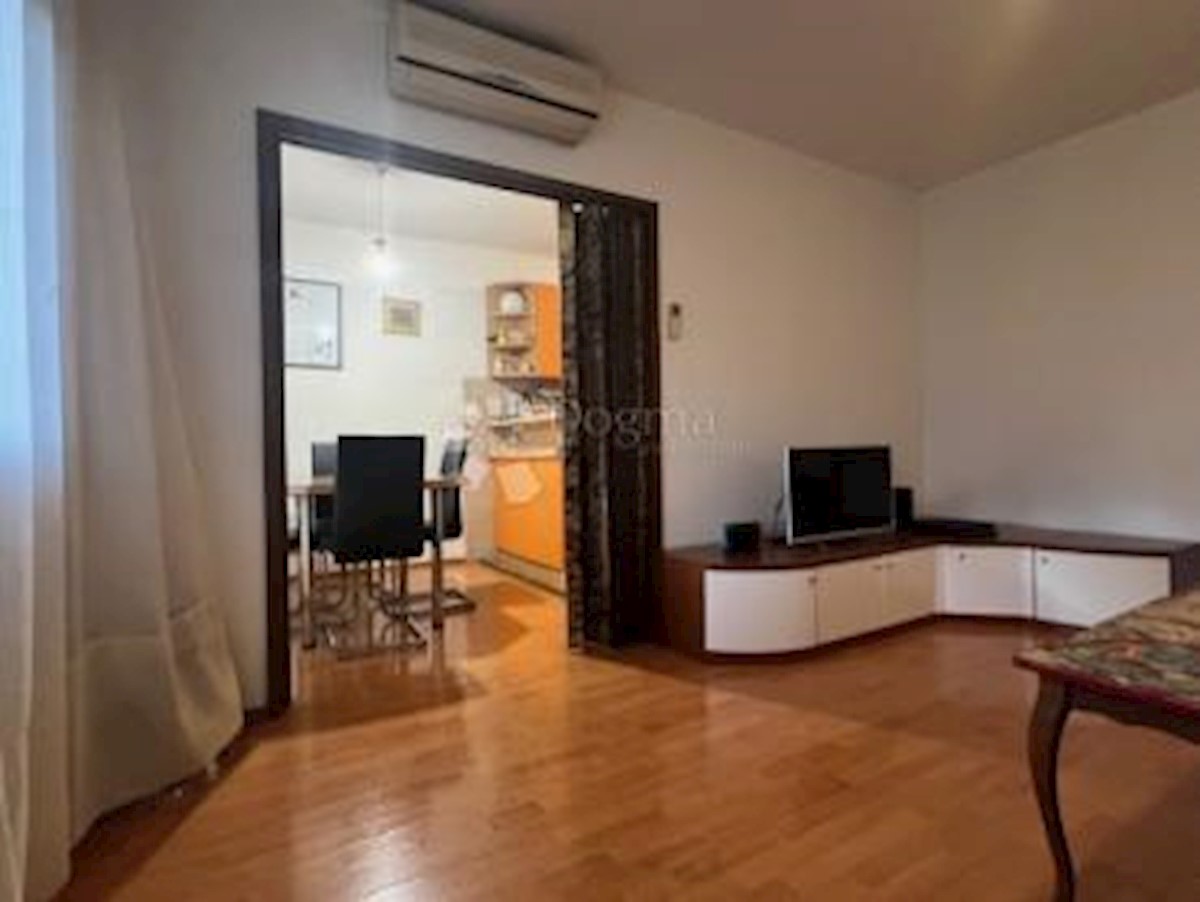 Apartma Za najem - PRIMORSKO-GORANSKA RIJEKA